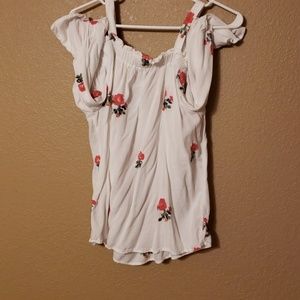 Maurices top